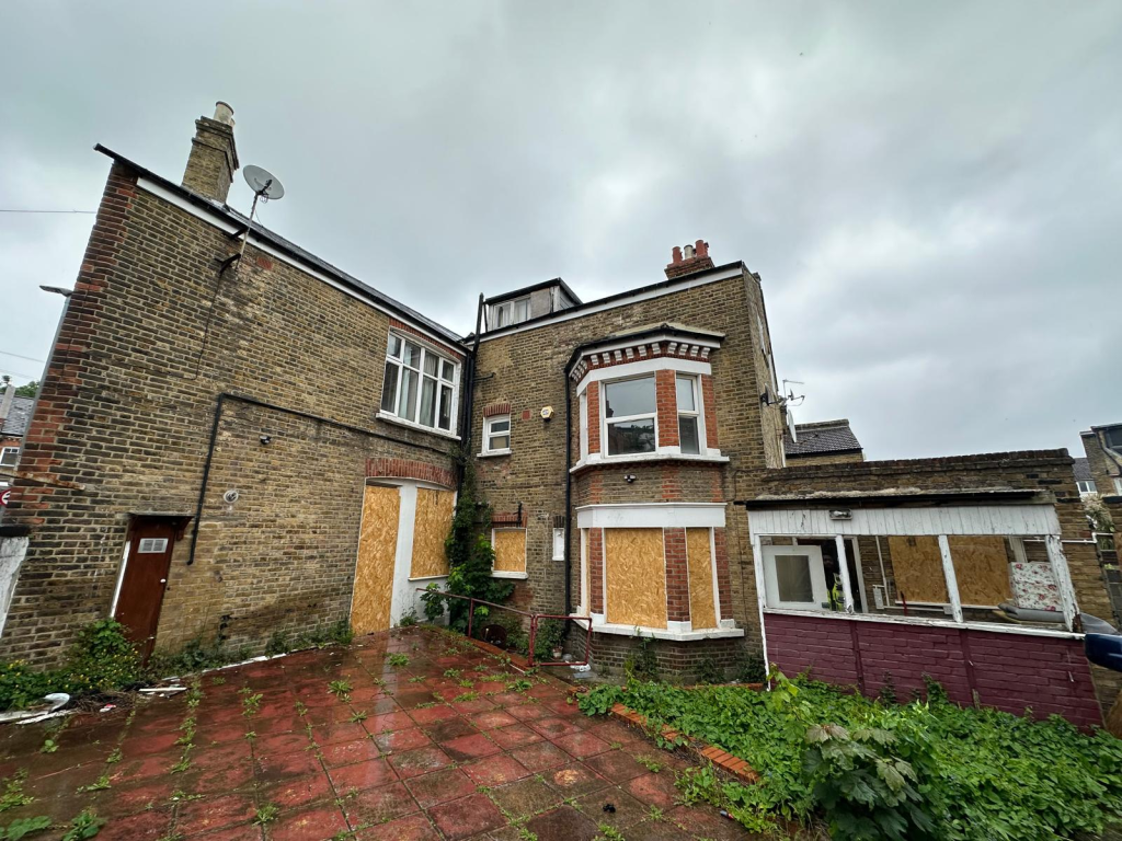 Get rewarded for spotting empty property