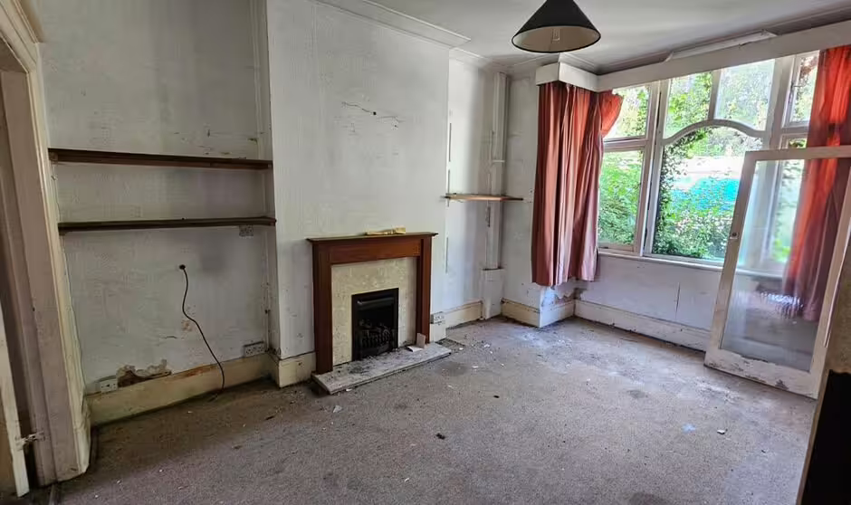 HOW-TO-REPORT-ABANDONED-PROPERTY